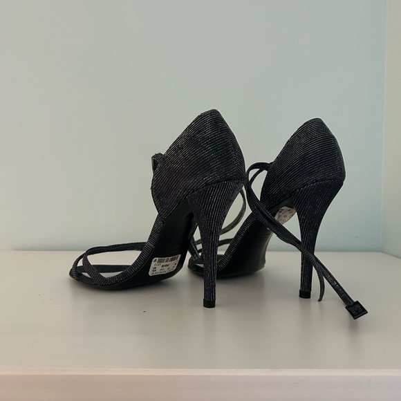 Elegant Black Stuart Weitzman Strappy Heels - Picture 3 of 4